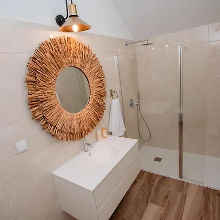 - Maria Alva منتزه العطل ماريالفا