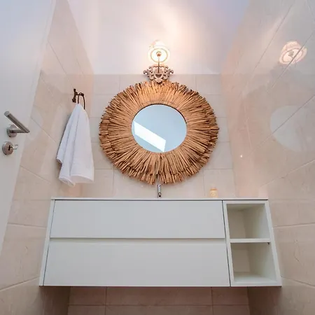 - Maria Alva ماريالفا