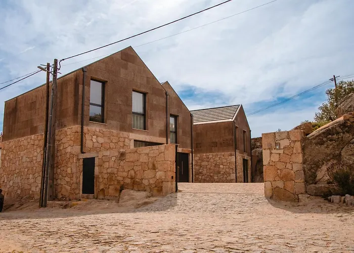 - Maria Alva * Marialva