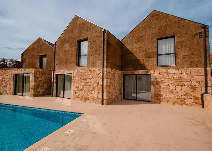 - Maria Alva * Marialva