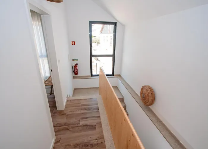 - Maria Alva Marialva