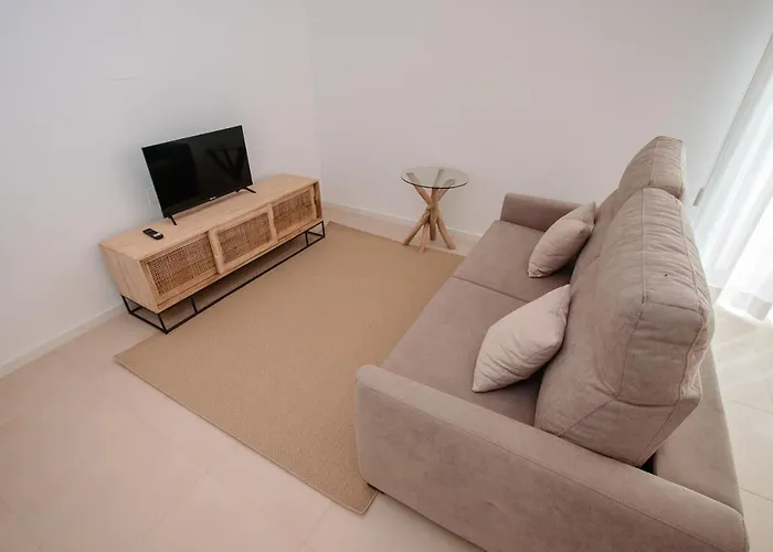 - Maria Alva * Marialva